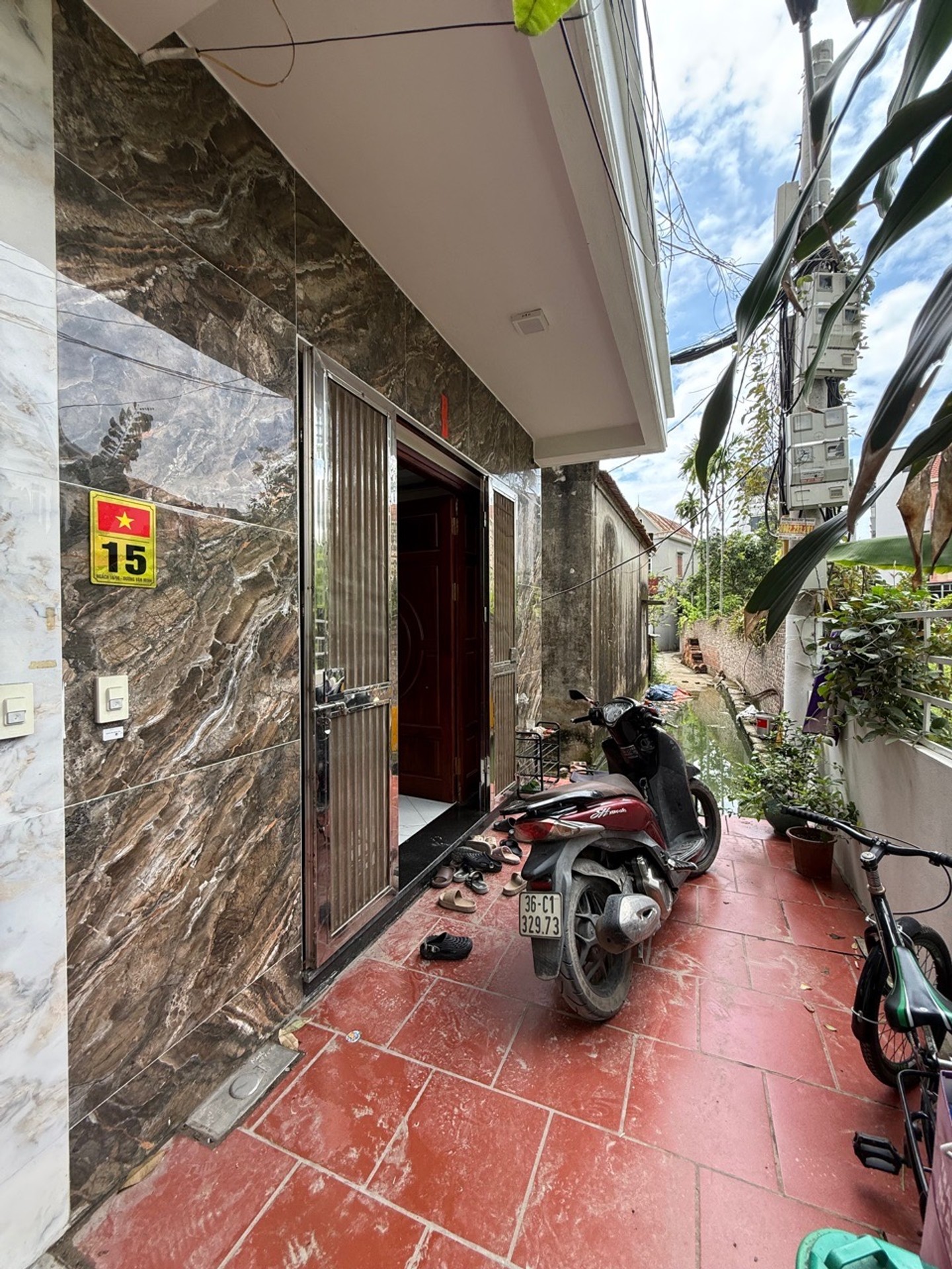 Bán nhà riêng 4 tầng hiện đại tại khu vực phát triển thuộc phường xã quận huyện