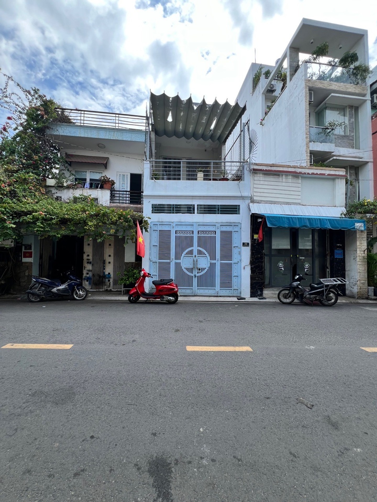 Nhà mặt phố quận Tân Phú giá siêu hấp dẫn chỉ 8.7 tỷ