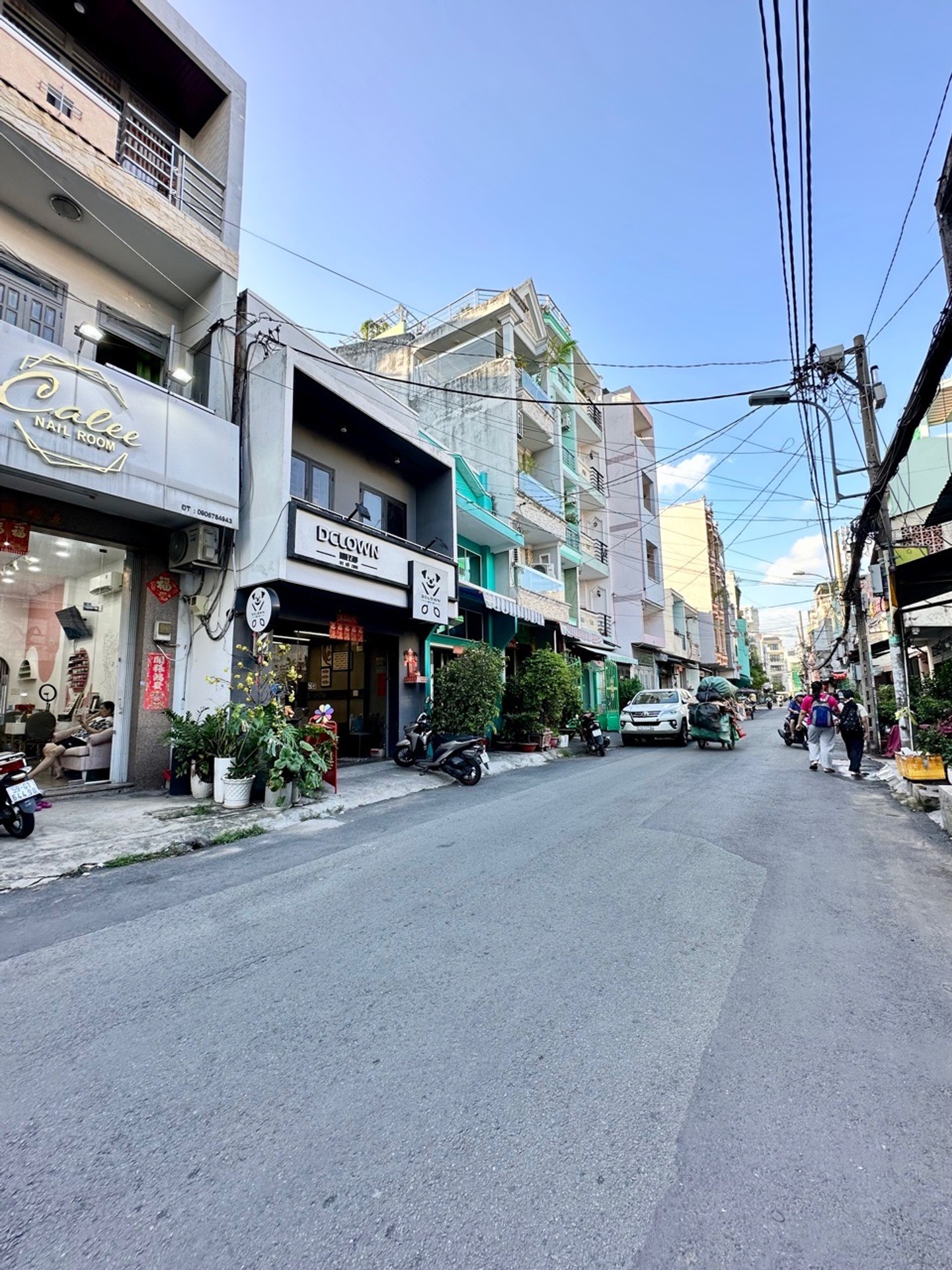 MẶT TIỀN LÔ GÓC KINH DOANH ĐỈNH - NHÀ ĐÚC 2 TẦNG BTCT