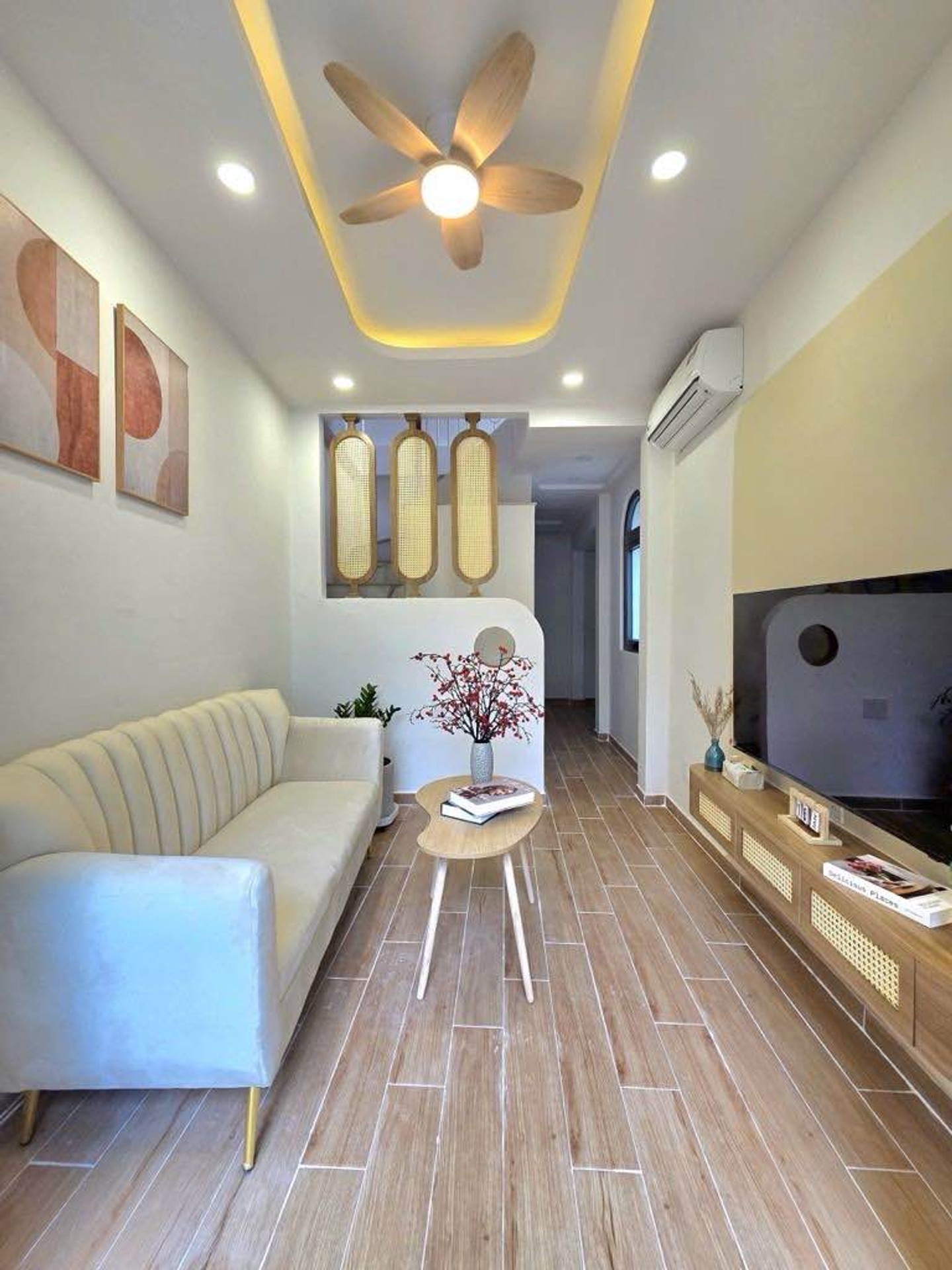 Nhà mới, hẻm riêng, giá siêu hời tại Nguyễn Lâm