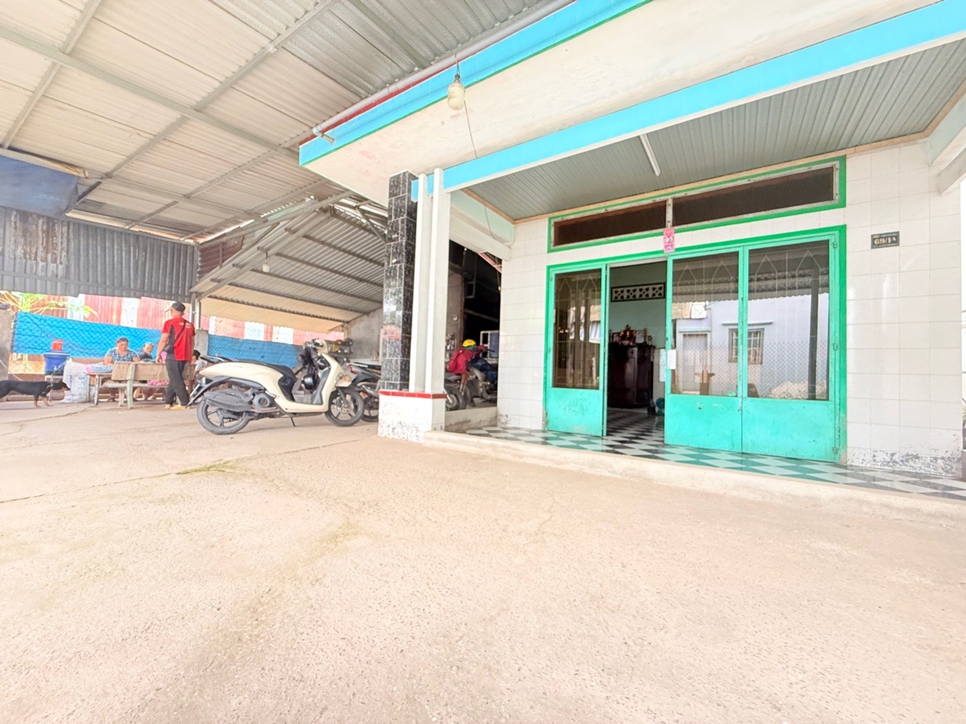 Bán nhà riêng nở hậu 2 mặt tiền, 233m² tại Thống Nhất, Hóc Môn, giá 8.1 tỷ