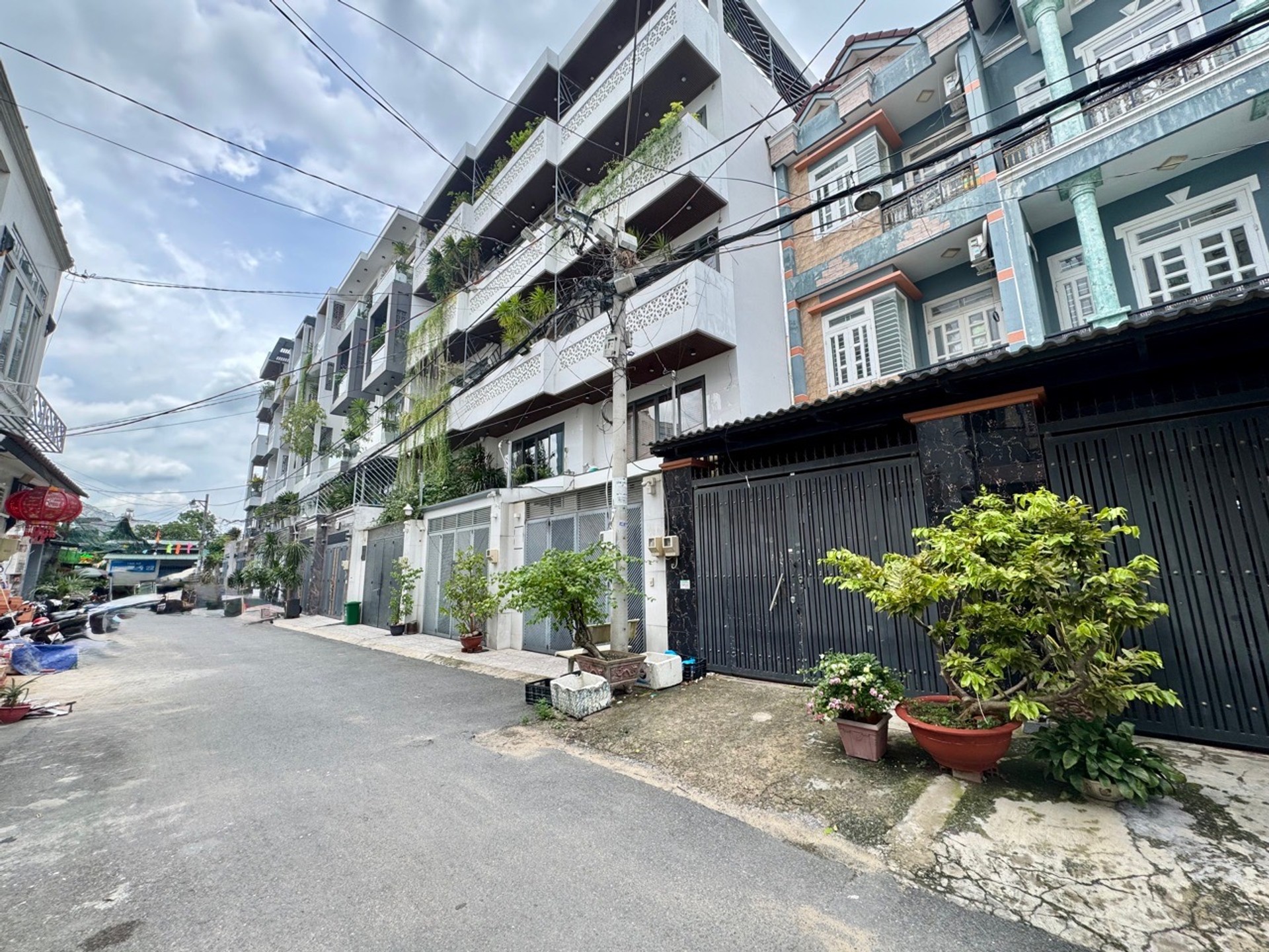 Bán nhà phạm văn chiêu, 6 tầng có thang máy, 6 phòng, Vào ở ngay