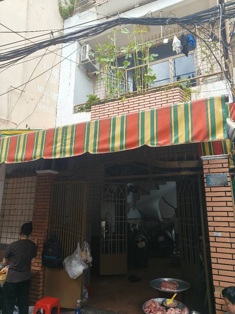 Nhà 3 tầng siêu tiện nghi ngay trung tâm Phú Nhuận