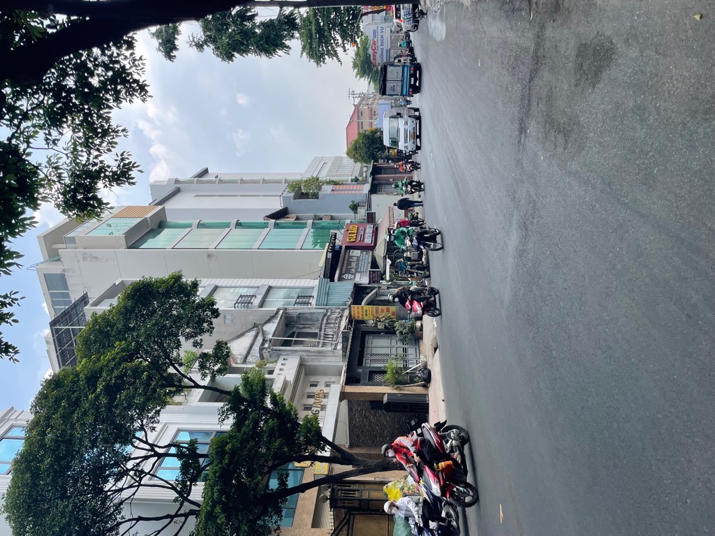 Nhà mặt phố Phổ Quang, kinh doanh đỉnh, giá hời