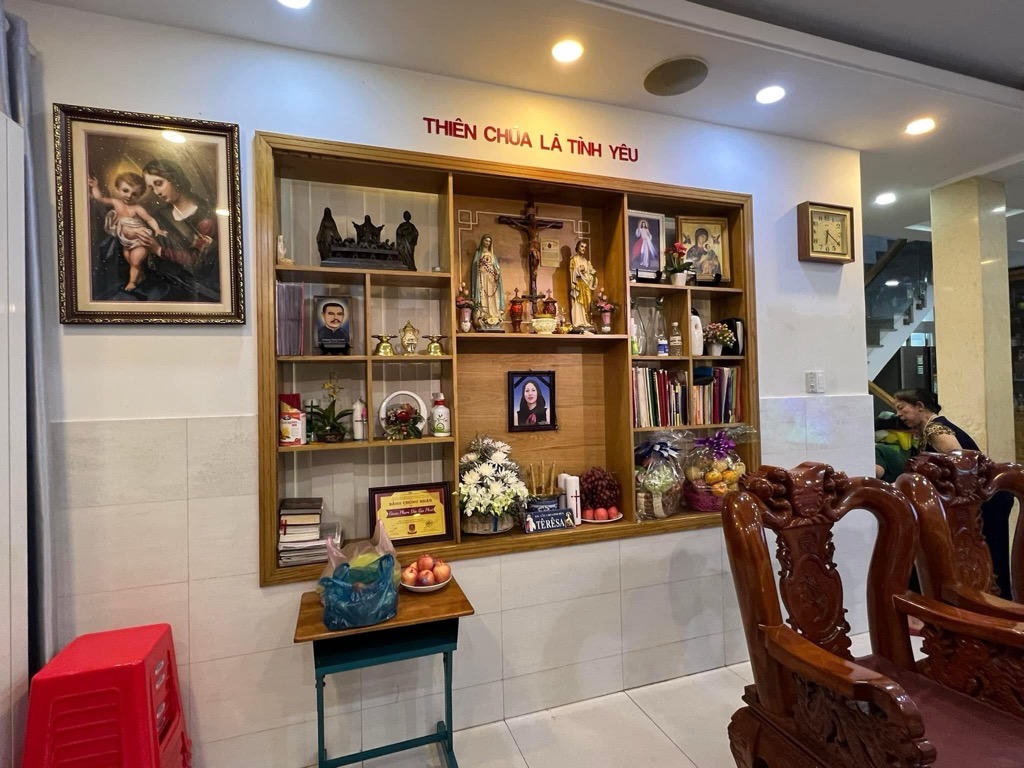 Biệt thự sang khu VIP Bàu Cát, 3 tầng, gara ô tô