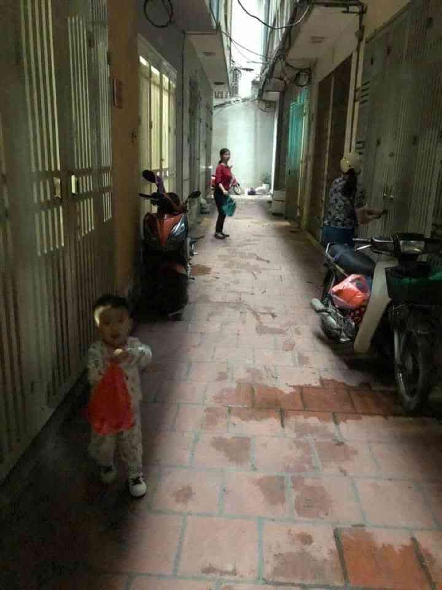 BÙI XƯƠNG TRẠCH- THANH XUÂN- 32M2 5 TẦNG, MẶT TIỀN 4,4M- Ô TÔ ĐỖ CỔNG- VÀI BƯỚC RA PHỐ- NHÀ ĐANG CH