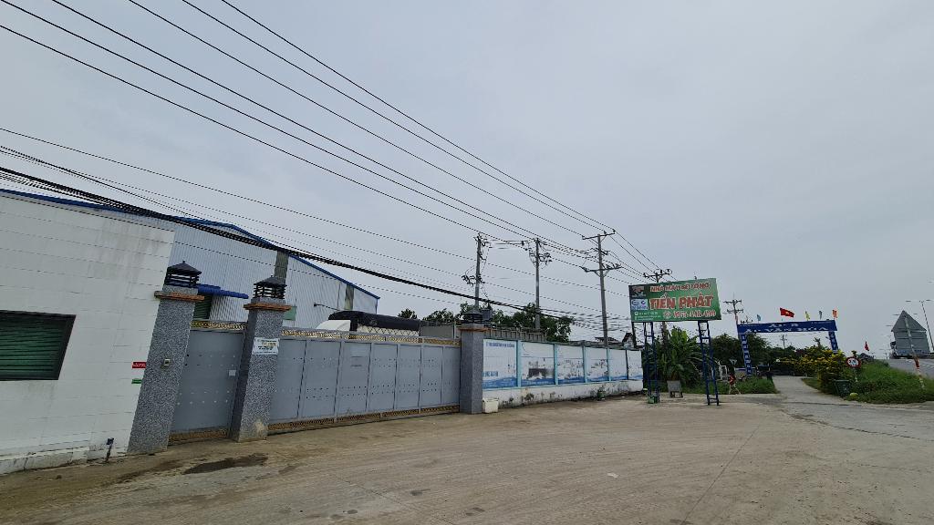 Nhà mặt phố rộng lớn ngay trung tâm sầm uất Bến Lức