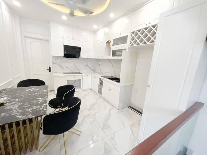 Nhà Mặt Phố Nguyễn Kiệm, Phú Nhuận, Kinh Doanh Đỉnh, Giá Tốt