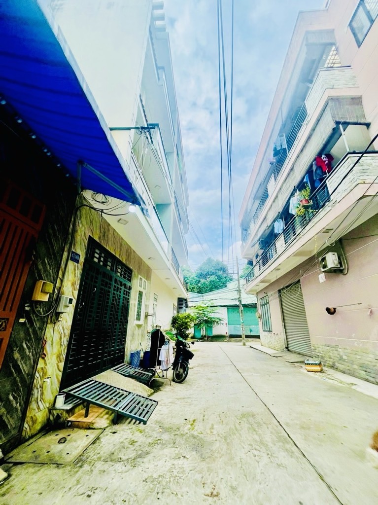 Nhà riêng 4 tầng 55m2, mặt tiền 6m, Tên Lửa, Bình Trị Đông, Bình Tân, chỉ 7.4 tỷ