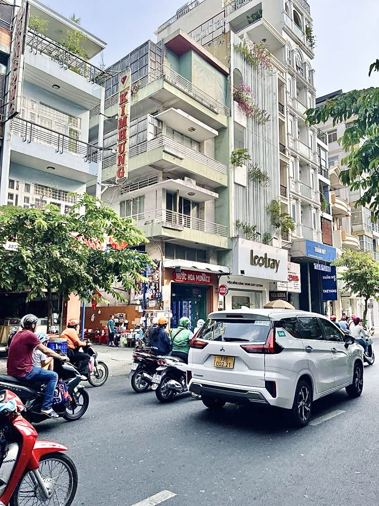Cơ hội vàng sở hữu nhà hẻm xe tải trung tâm Quận 3 giá chỉ 10.9 tỷ