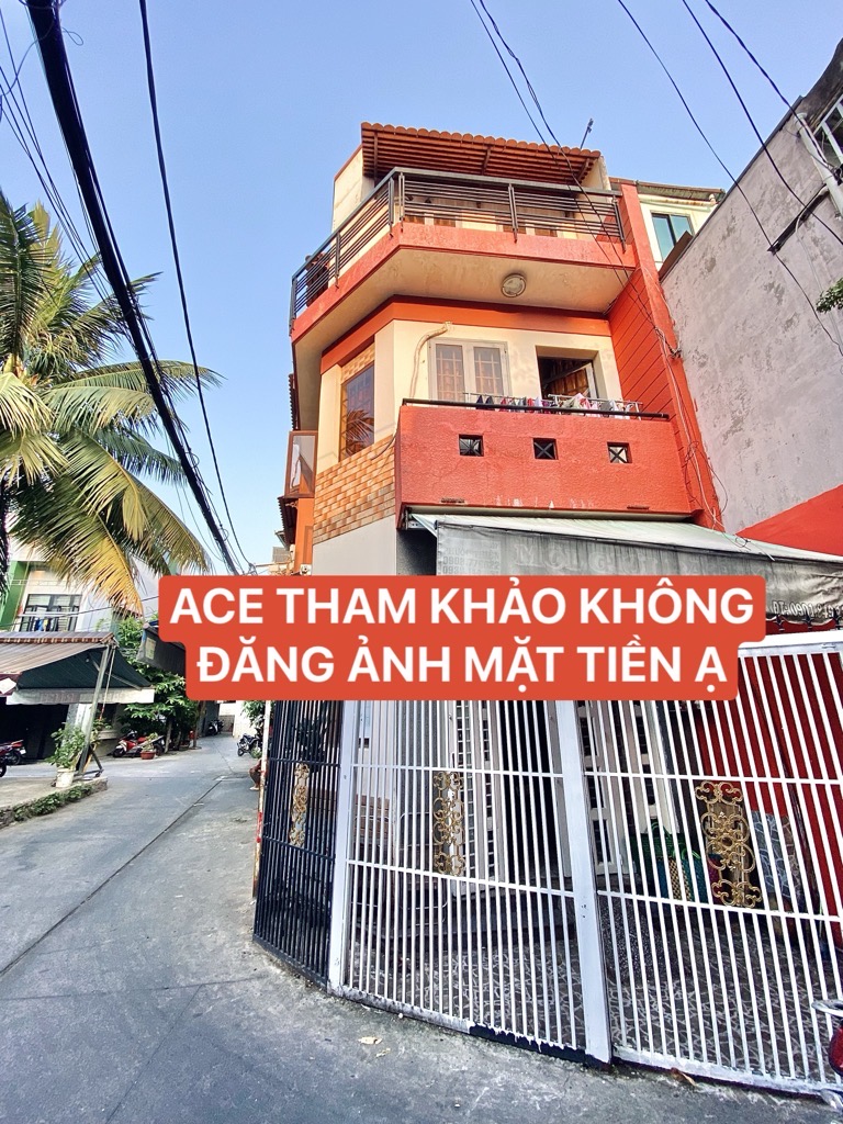 Nhà 3 tầng rộng thoáng gần trung tâm quận Tân Bình
