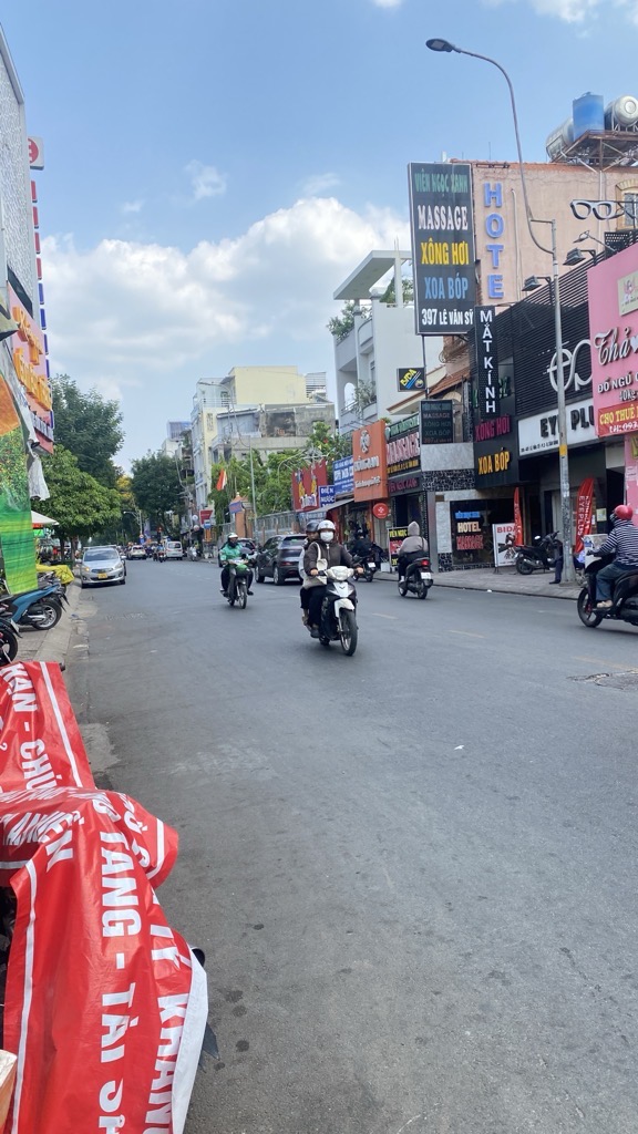 Bán nhà cấp 4 có gác lửng hẻm gần mặt tiền Lê Văn Sỹ, quận Tân Bình, 58m2