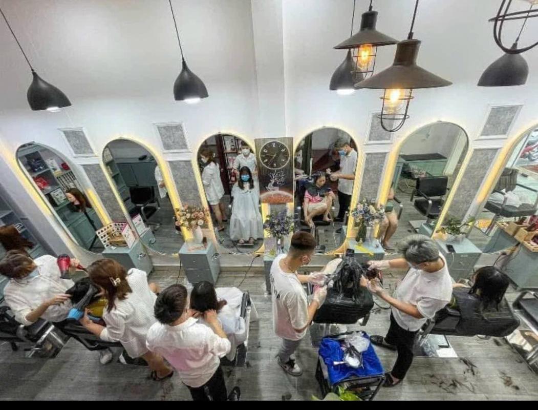 Bán nhà mặt phố Tô Hiệu 55m2, Vỉa hè rộng thênh thang, kinh doanh sầm uất.