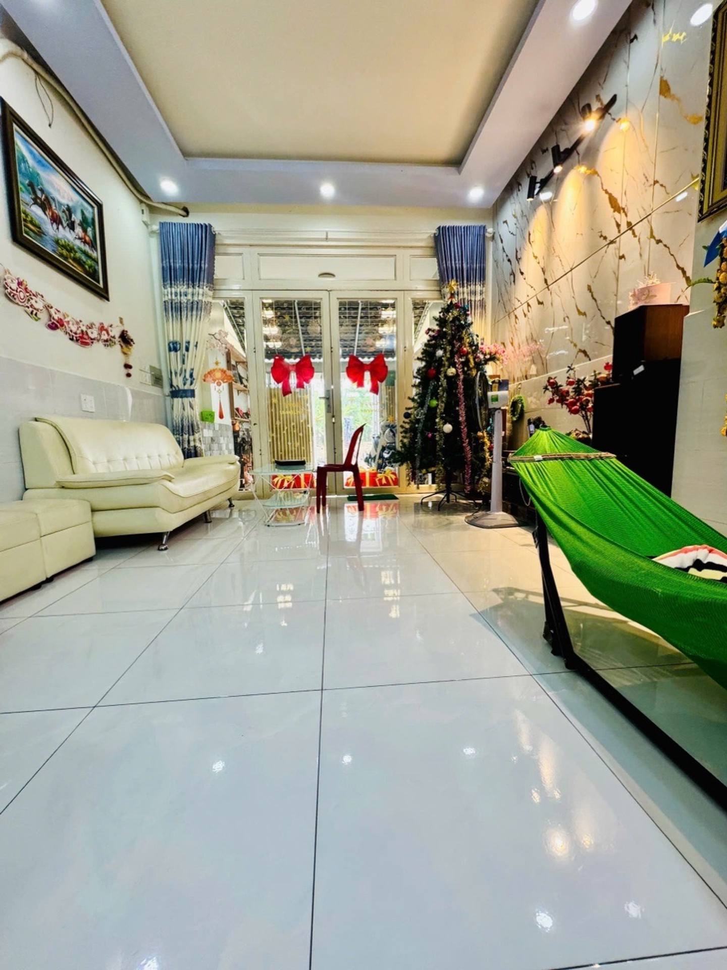 Bán nhà mặt phố 4 tầng diện tích 96m2 tại Phú Lợi giá ưu đãi
