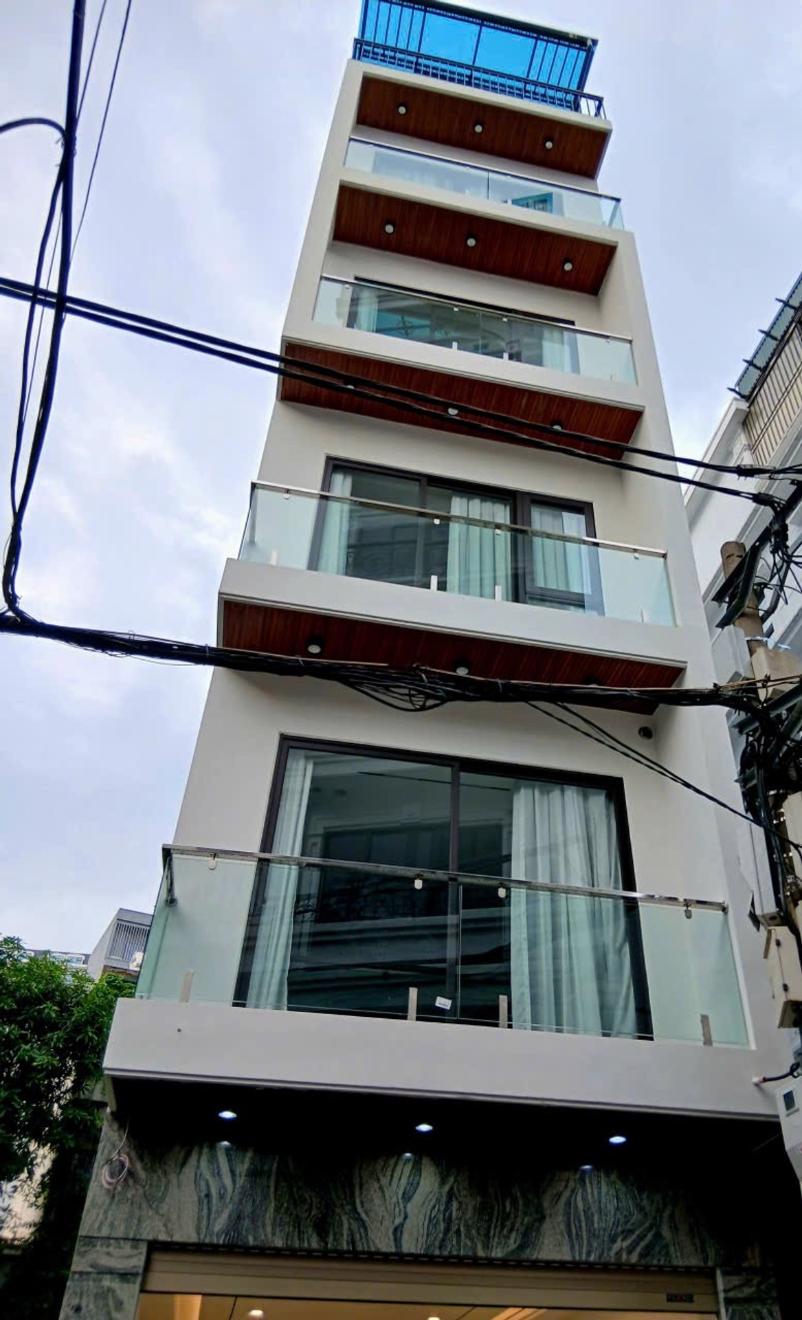 Cơ hội sở hữu nhà 6 tầng thang máy trung tâm Bồ Đề giá tốt hiếm có