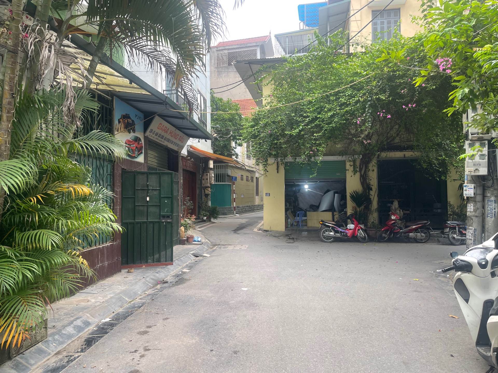 BÁN NHÀ BÁT KHỐI 83.3M2- 4 TẦNG - Ô TÔ TRÁNH ĐỖ - CẠNH CÔNG VIÊN HỒ - 22.5 Tỷ