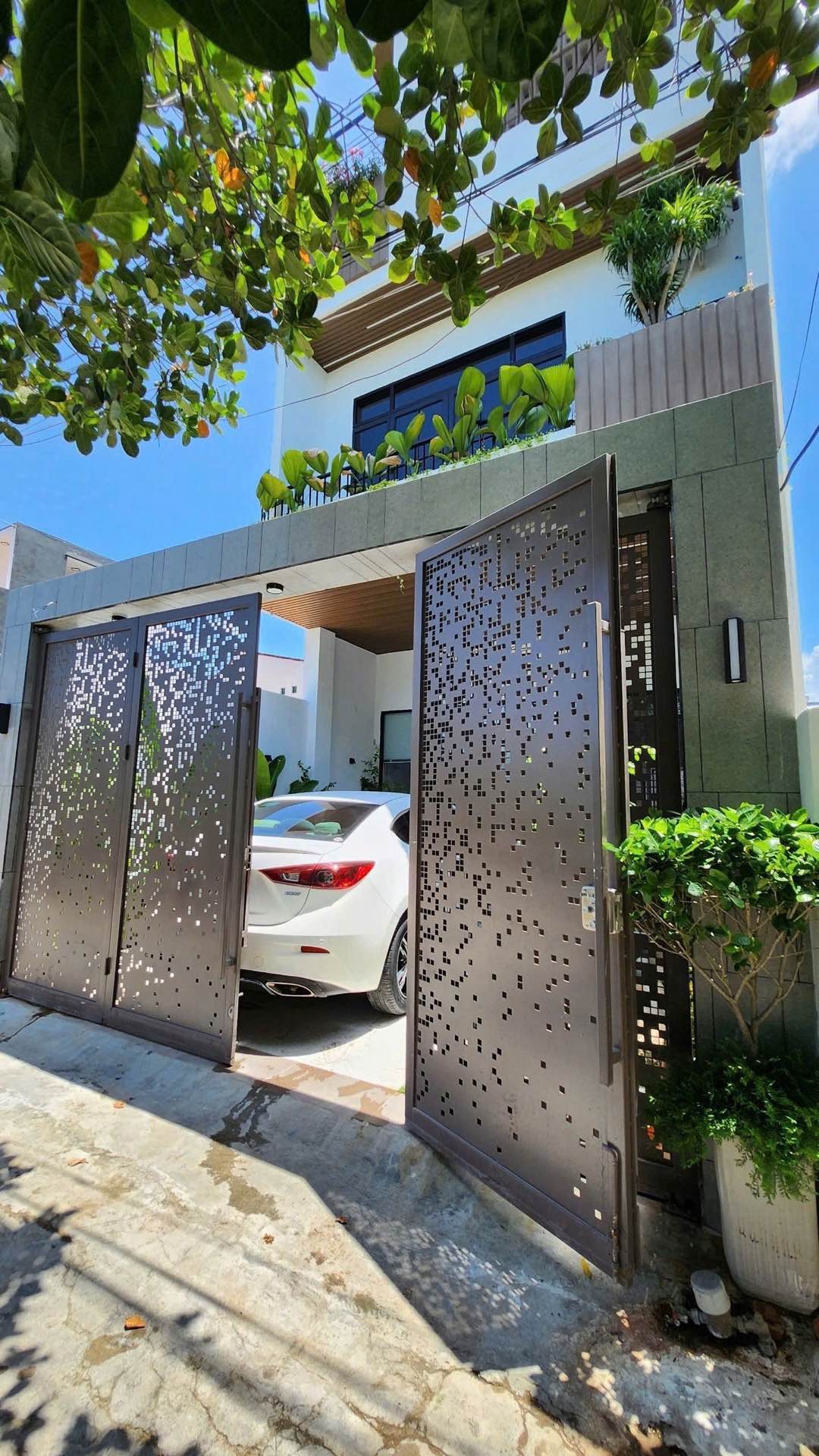 Nhà 3 tầng 73m² 4PN 4WC full nội thất cao cấp tại Cẩm Lệ