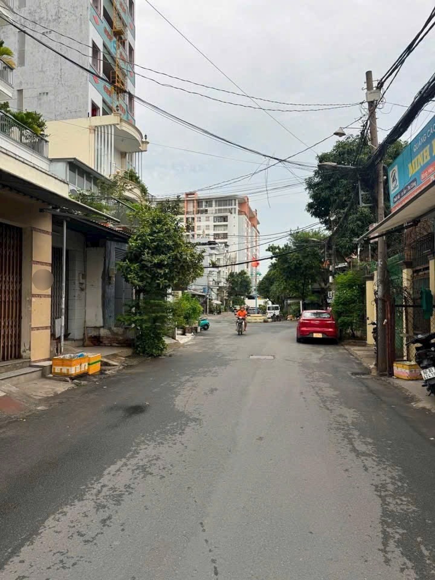 Nhà 5 Tầng Hẻm KD Đa Ngành Gần Sân Bay Tân Sơn Nhất