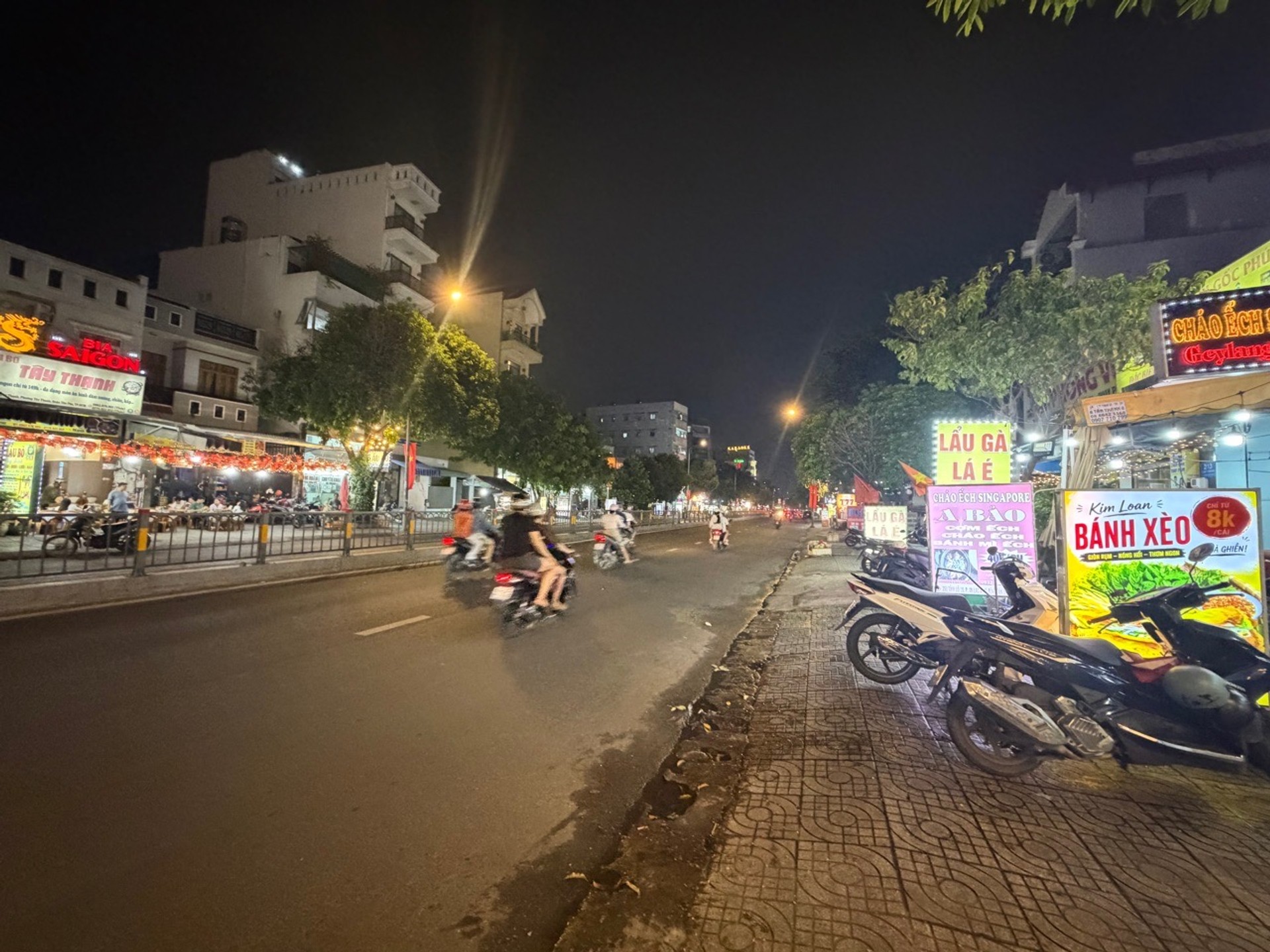 Nhà mặt tiền Tây Thạnh sầm uất, giá tốt cho nhà đầu tư