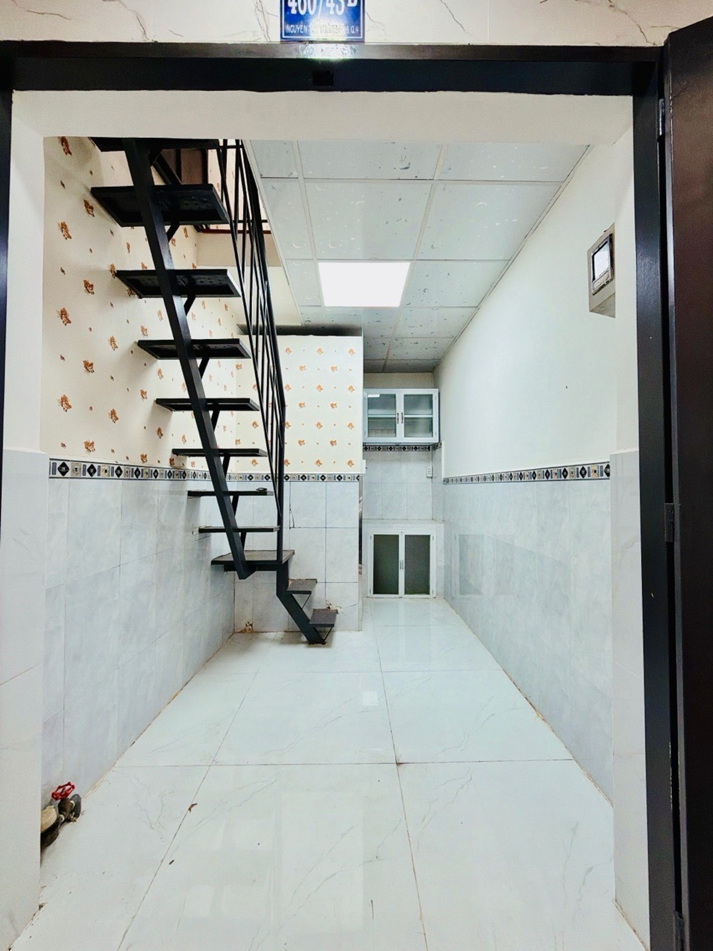 NGUYỄN TẤT THÀNH Q4 - 2 TẦNG - NHÀ MỚI 100% - 8.2M2 (SD 16.4M2) - CHỈ 1.45 TỶ
