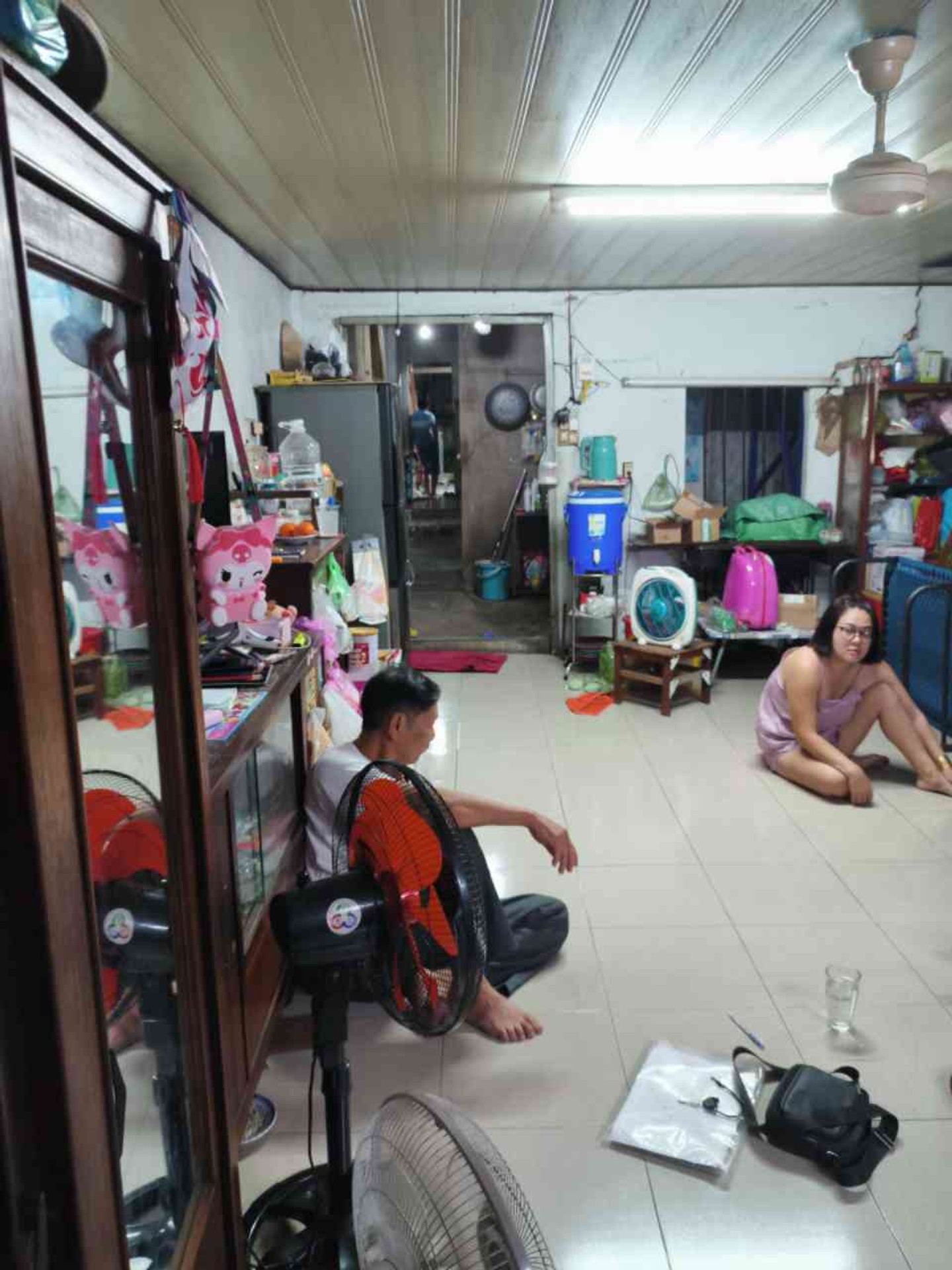 Nhà mặt phố kinh doanh sầm uất, giảm giá cực sốc