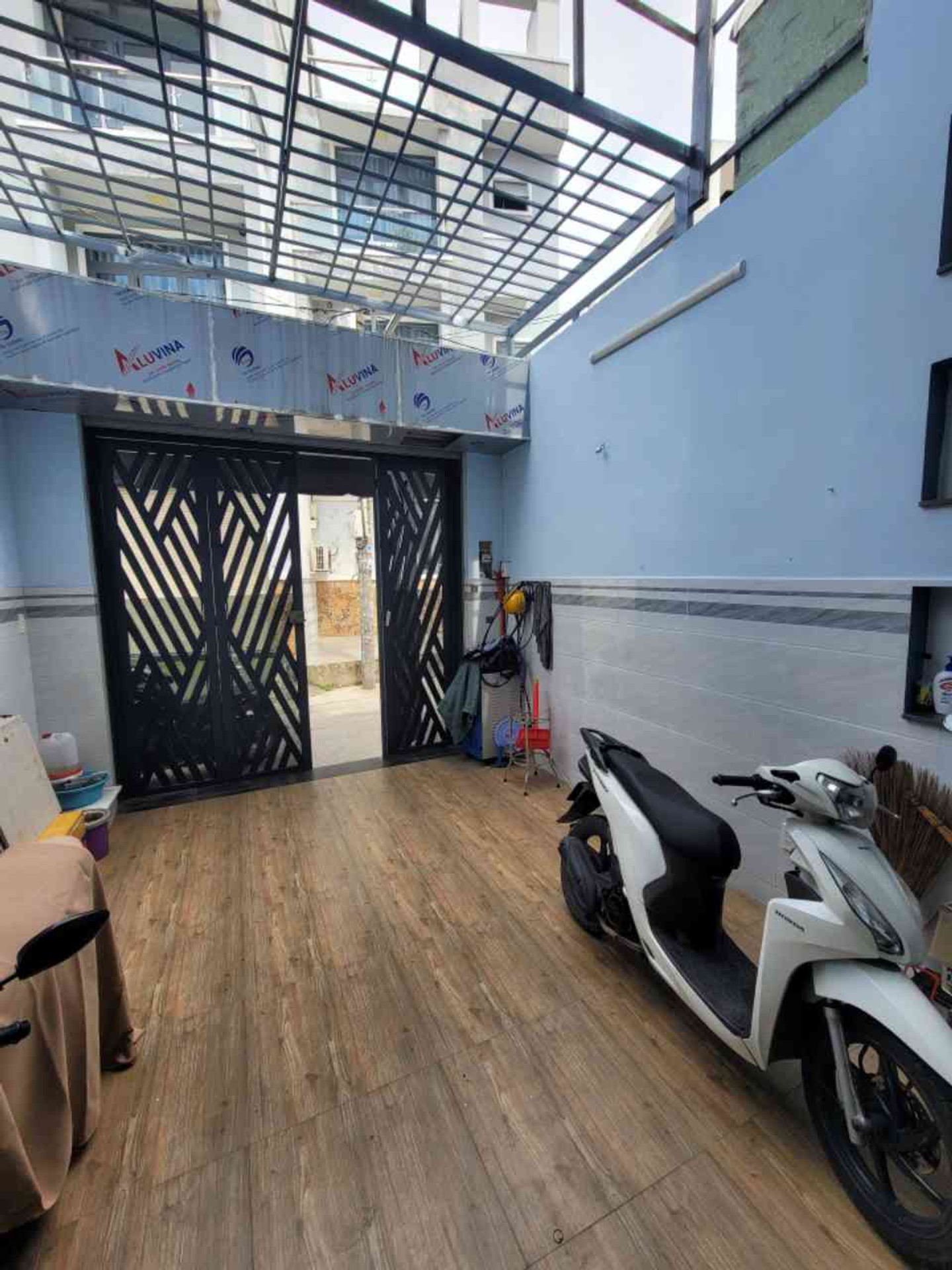 Bán nhà riêng 4 tầng tại Tân Chánh Hiệp, diện tích 73.4m2 giá 6.69 tỷ