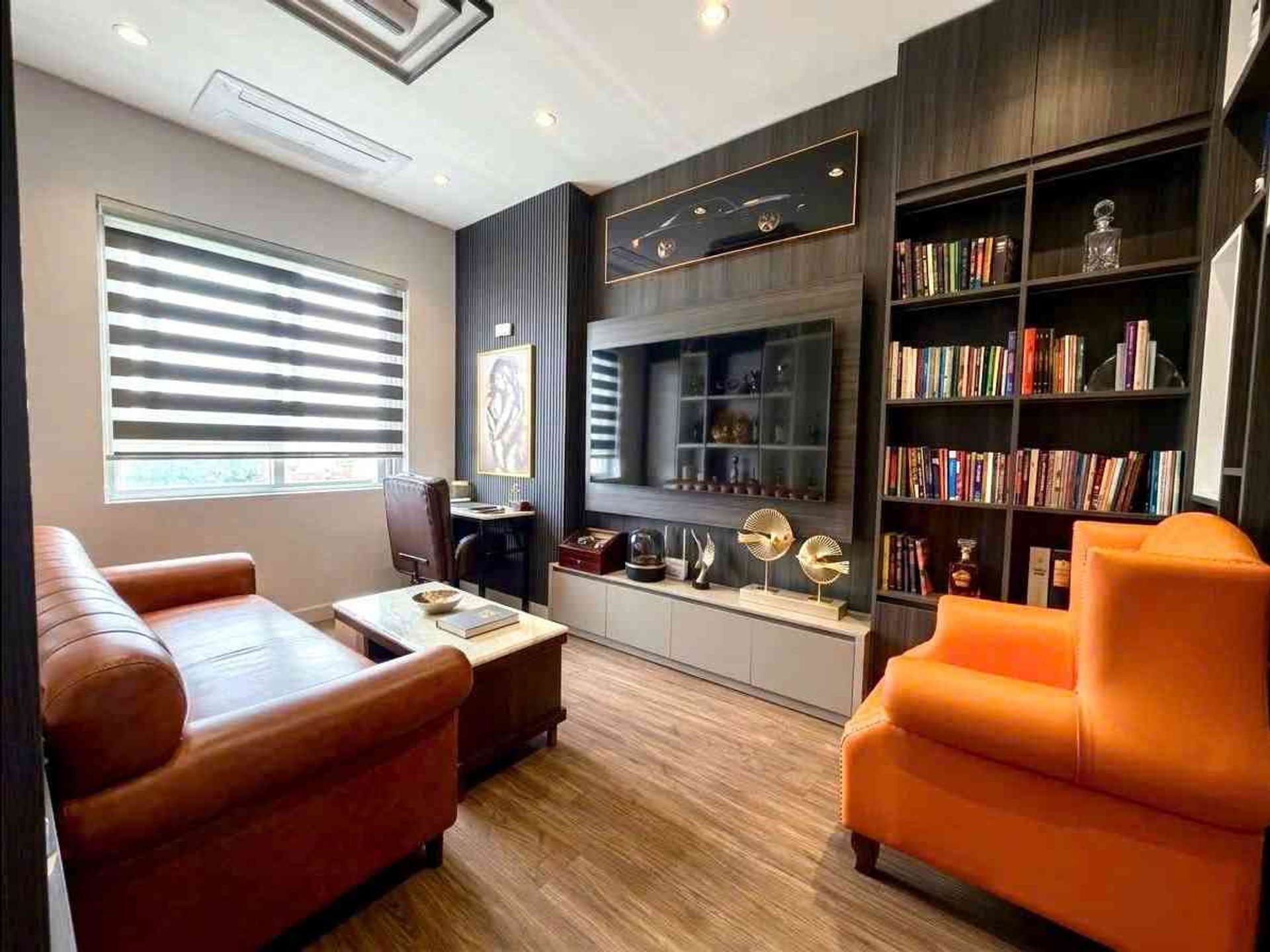 Căn hộ góc 3 phòng ngủ, Phan Văn Hớn giá mềm