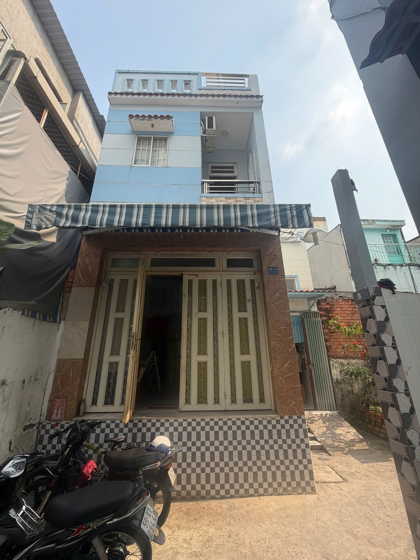 Cơ hội sở hữu nhà 3 tầng chắc chắn tại Bình Phú Quận 6 với giá tốt