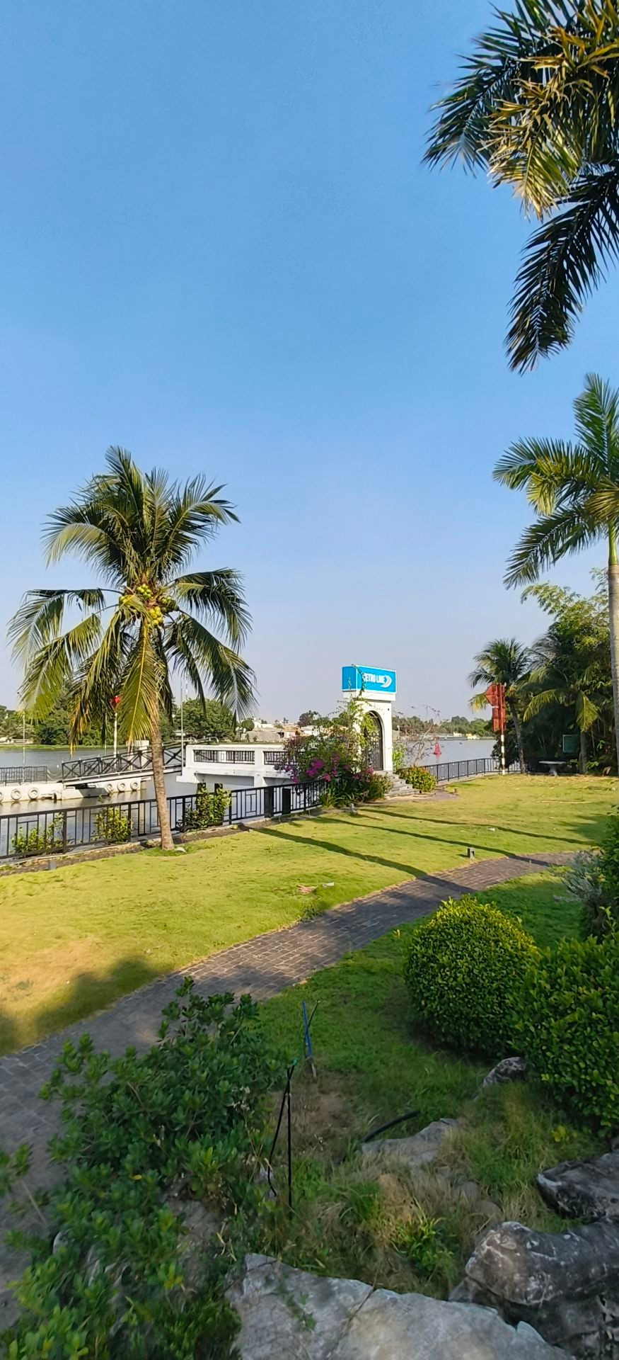 BIỆT THỰ SINH THÁI BẾN DU THUYỀN MOON RIVER CỦ CHI - TPHCM - 350TY TL