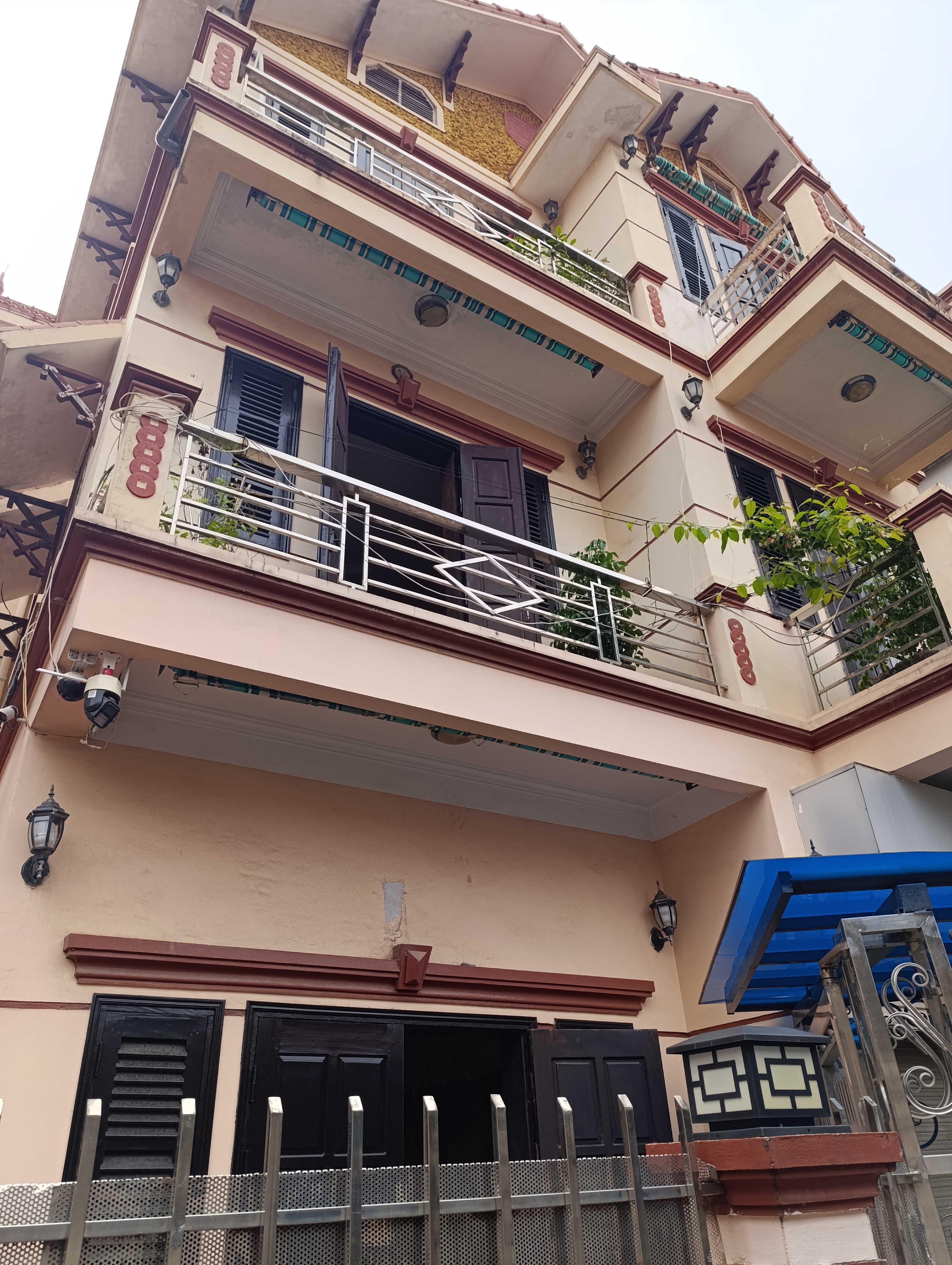 KIM CHUNG, ĐÔNG ANH - VIEW CÔNG VIÊN - NHÀ 3 TẦNG - MỚI, ĐẸP - VỈA HÈ RỘNG - Ô TÔ ĐỖ CỬA NGÀY ĐÊM
