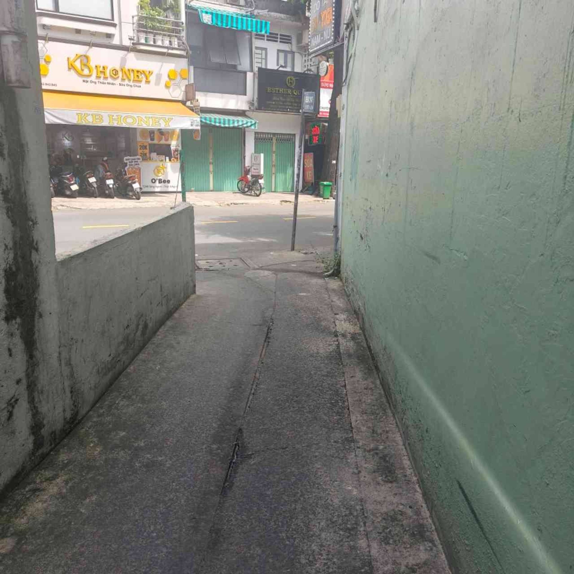TRUNG TÂM TÂN BÌNH - GẦN NGÃ TƯ BẢY HIỀN - GẦN SÂN BAY - ĐANG CÓ DONG TIỀN 9TR/THÁNG - 3.x TỶ