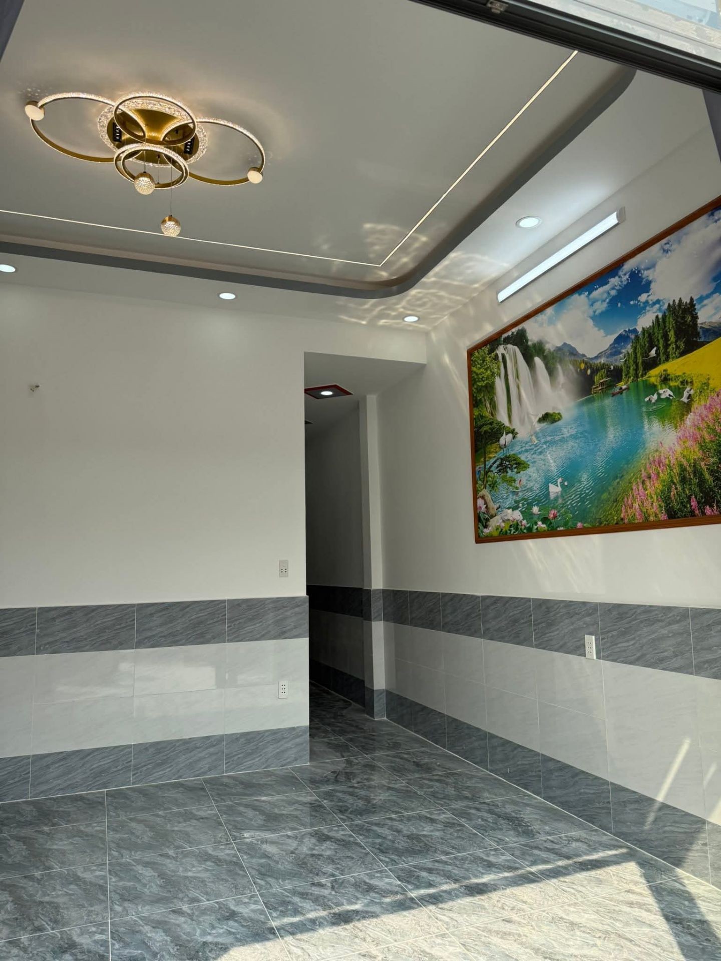 Bán nhà riêng 1 tầng 99.2m2 tại Xuân Thới Sơn, giá 3,9 tỷ TL chính chủ