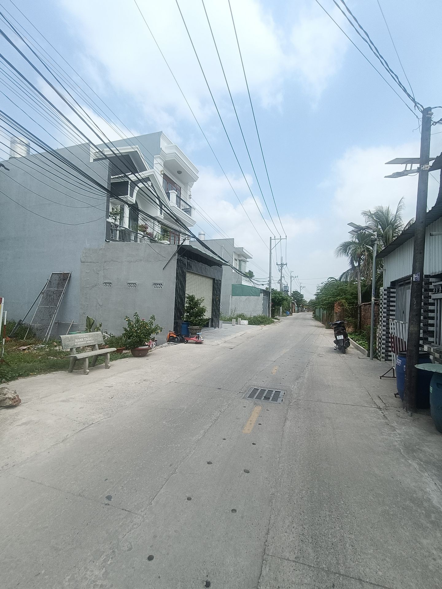 Bán đất mặt tiền đường Huỳnh Thị Quyến phường Bình Mỹ, diện tích 106.8m2, giá 3.5 tỷ đồng