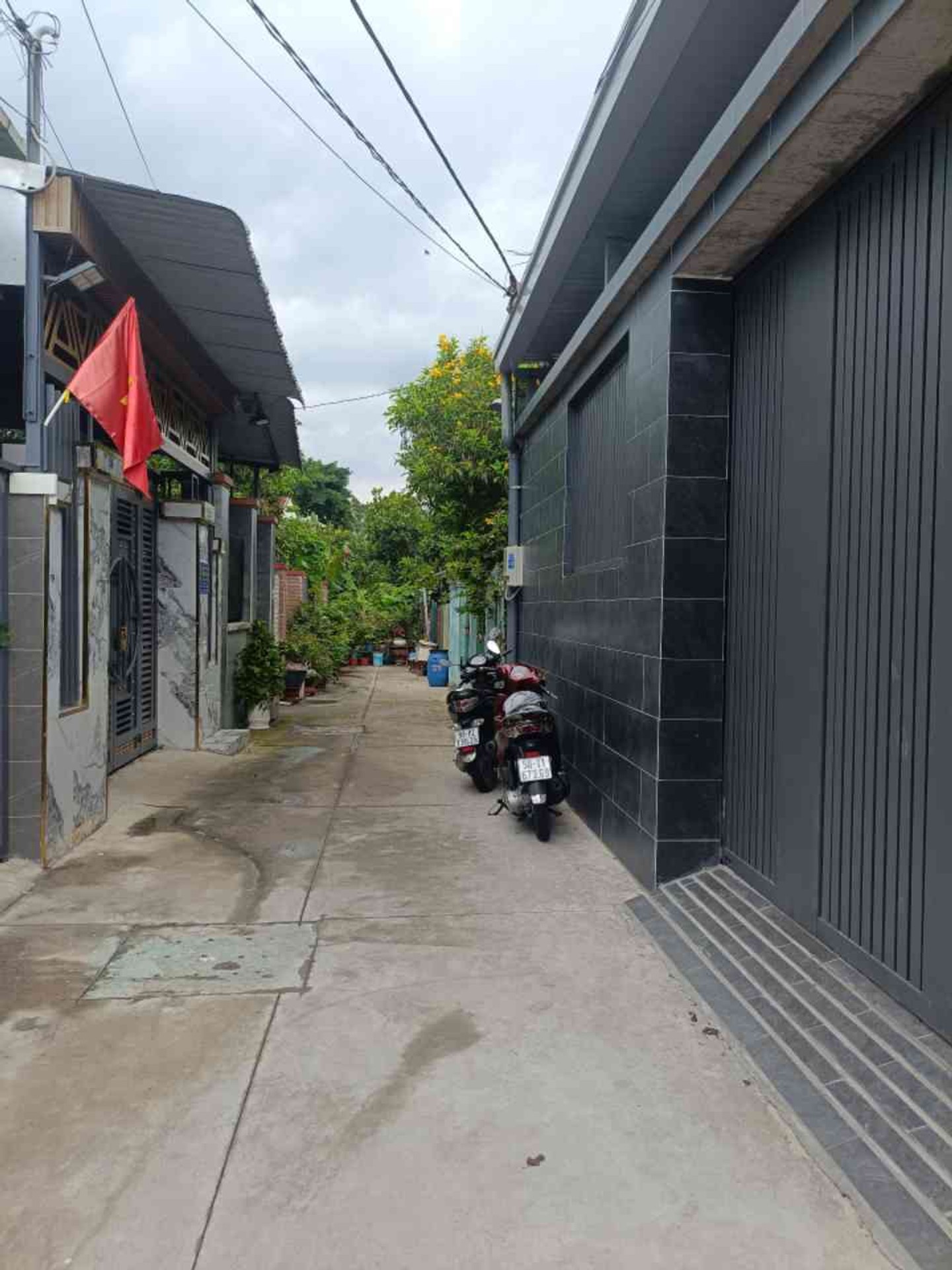 Bán nhà riêng 1 tầng 80m2 tại Tân Hiệp, hẻm ô tô, giá 2,8 tỷ