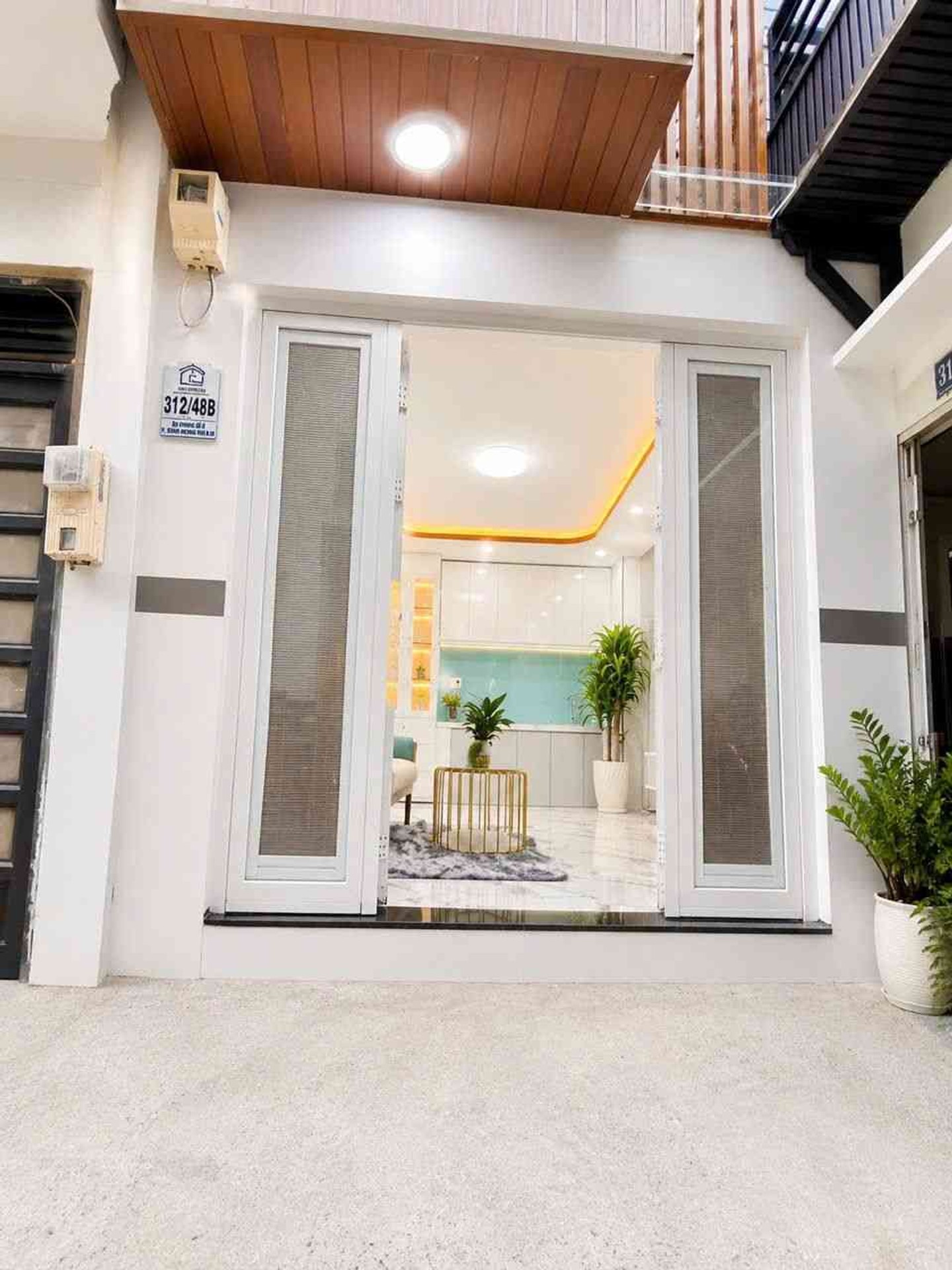Nhà mới 4 tầng 3PN tại Chánh Hưng - Quận 8 giá tốt