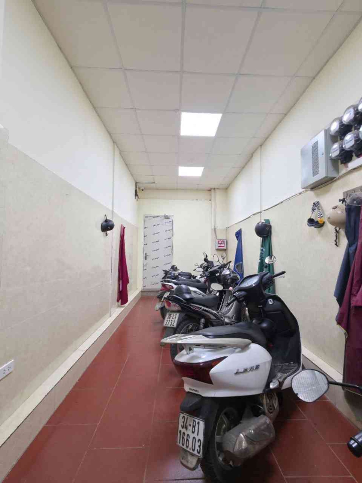 Bán nhà riêng 5 tầng tại Phan Đình Giót, vị trí đẹp, hai mặt thoáng 37m2 giá 9,3 tỷ