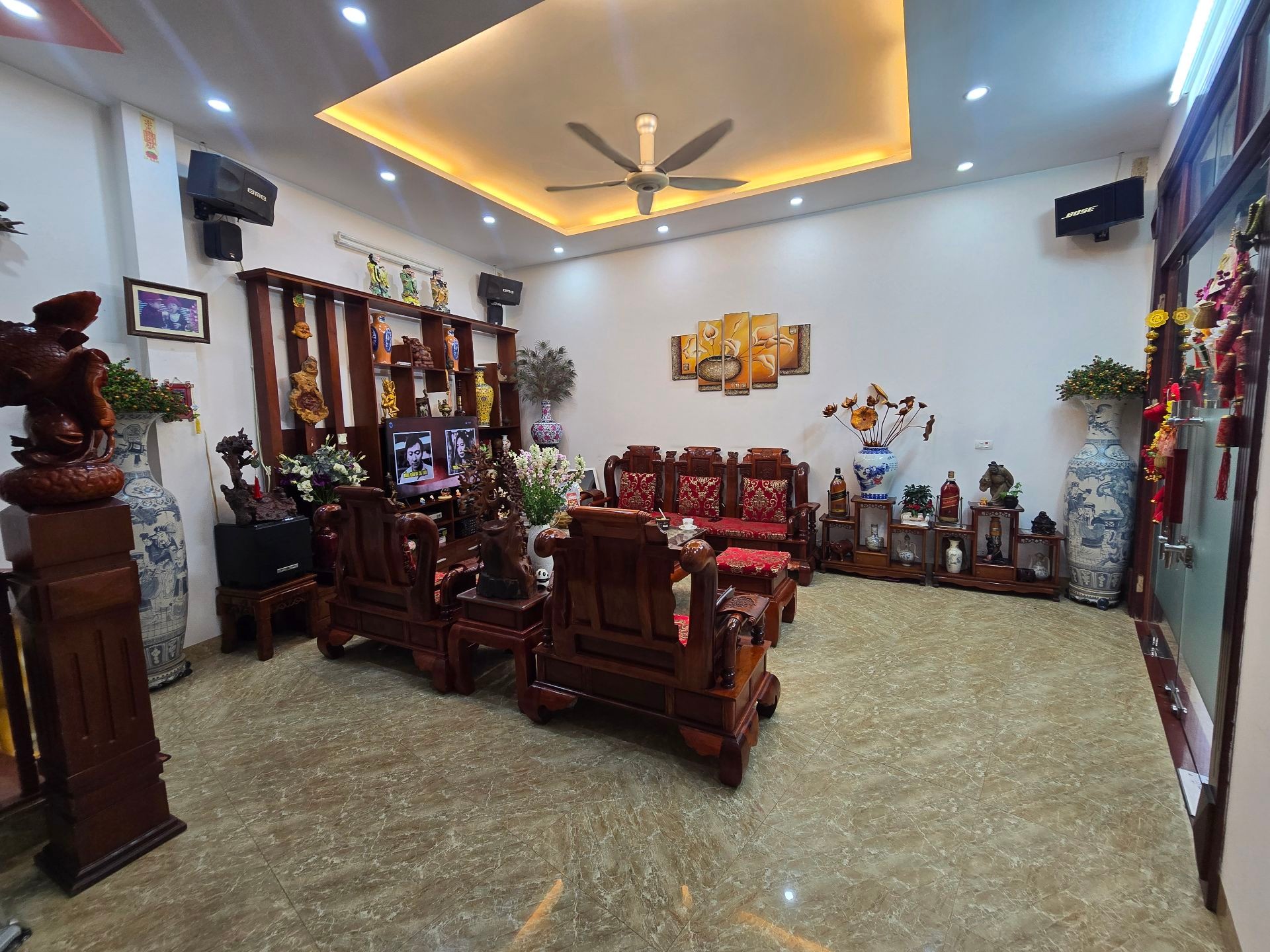 Bán Nhà Lô Góc 3 Mặt Thoáng Tại Yết Kiêu, Hà Đông - Cơ Hội Đáng Sở Hữu Hiếm Có