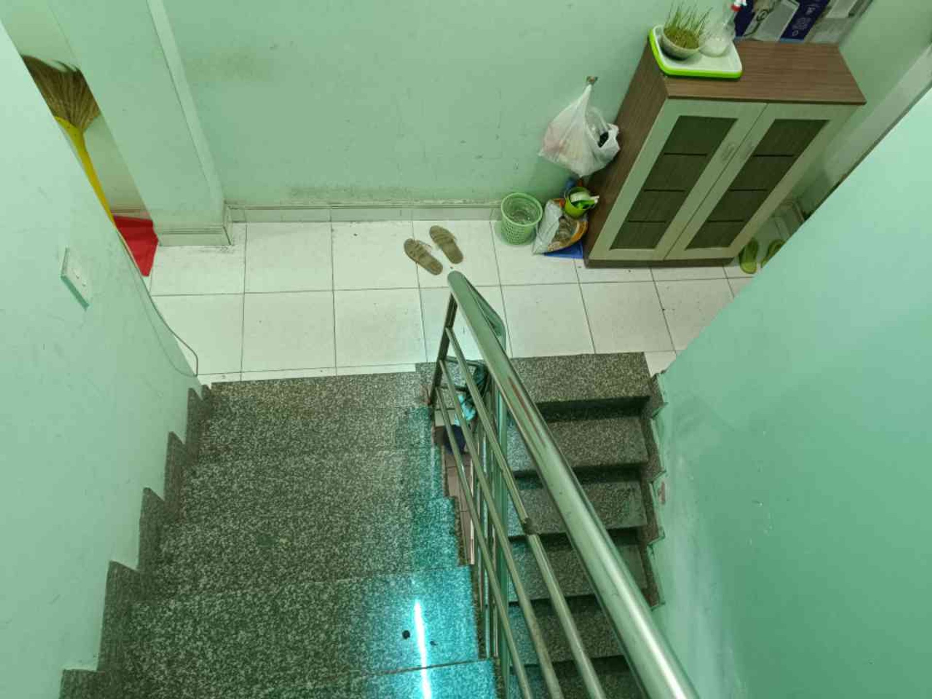 NHÀ 4 TẦNG - HẺM NHỰA 6M XE HƠI TRÁNH - 9 PHÒNG CHO THUÊ - DÒNG TIỀN 30 TRIỆU/THÁNG - GẦN ĐH BÁCH K