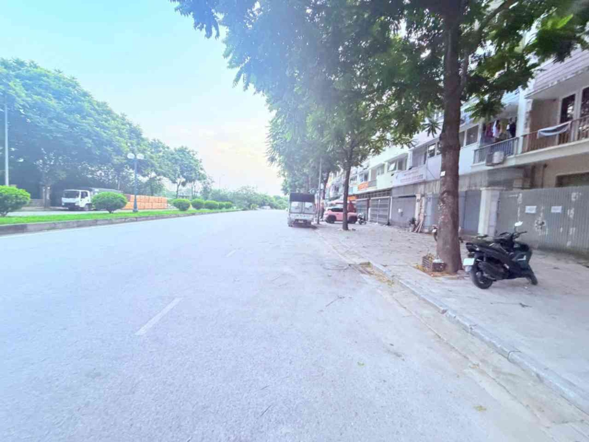 Bán Biệt Thự Liền Kề An Hưng Nổi Bật Với Mặt Tiền Kinh Doanh Và Khe Thoáng Riêng 83m2, 5 tầng