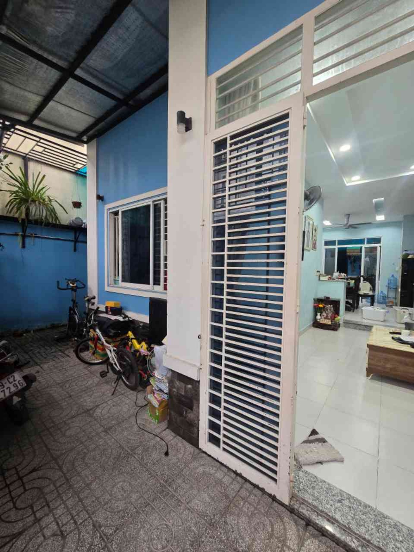 Cơ hội sở hữu nhà riêng hẻm xe hơi Ngang hơn 8m - 3PN rộng rãi tại Quận 7, giá hấp dẫn