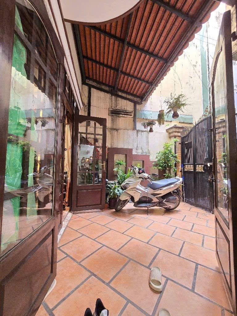 Định cư Nhà chính chủ 5 tầng hxh Lê Văn Sỹ quận 3
6m x 10m 5 phòng 5 wc cao cấp
Thiện chí bán nhanh