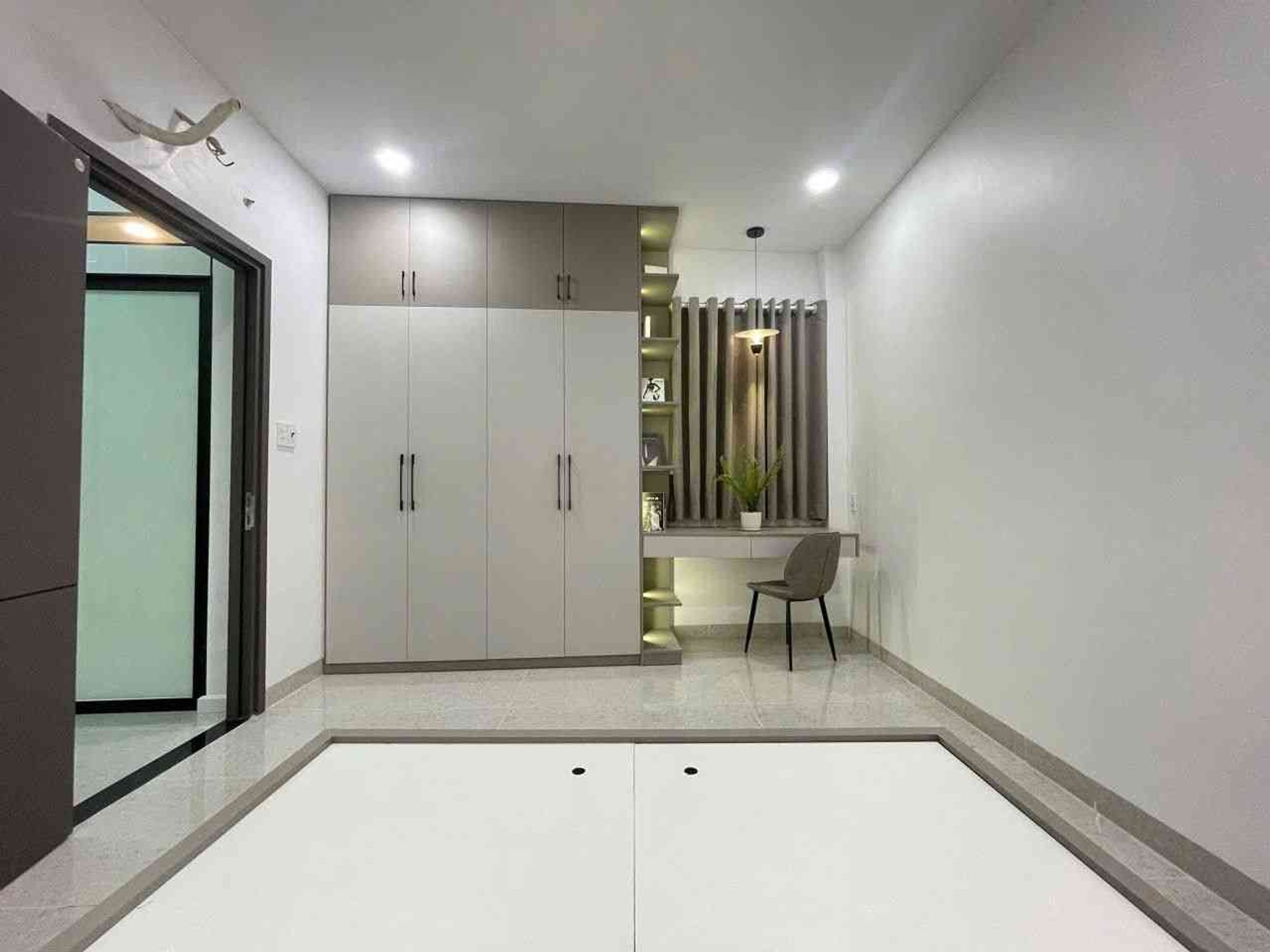 Bán nhà riêng 4 tầng tại Âu Cơ, Tân Bình, xây kiên cố, diện tích 46 m2