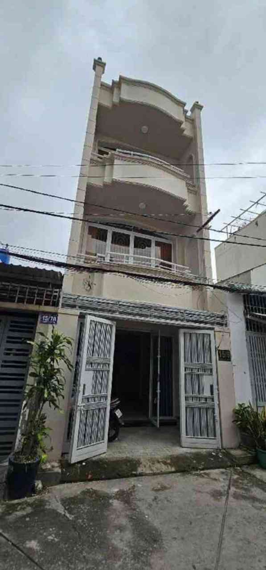 Nhà 4 tầng siêu đẹp, kinh doanh đỉnh ở Bình Tân