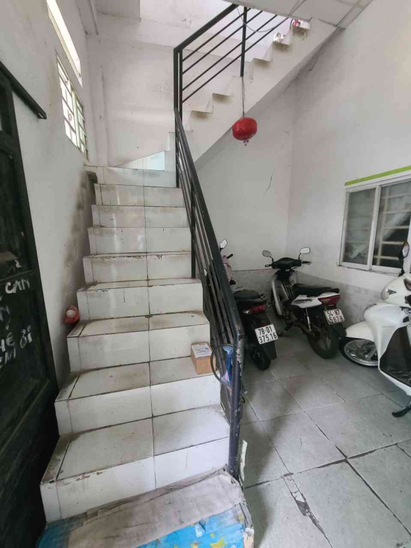 Đất Vuông Vức, Hẻm Xe Tải Gần Cầu Hoàng Hoa Thám, Giảm Sốc 300tr