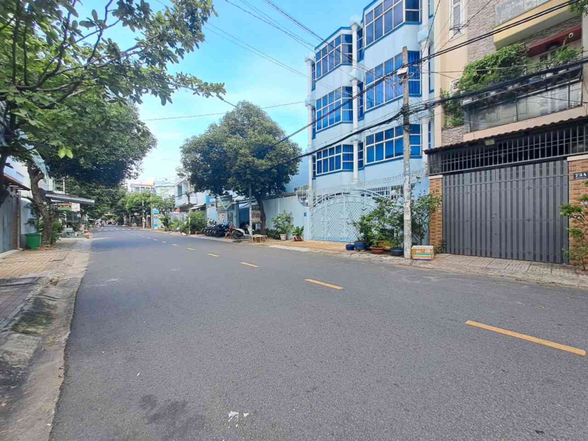 Bán nhà mặt phố 2 tầng 175.7m² phường 13 quận Tân Bình