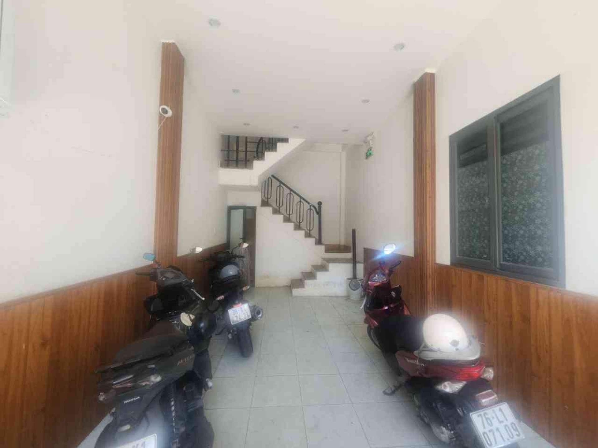 Bán nhà riêng 3 tầng tại Hải Sơn, diện tích 42m2, 5 phòng ngủ