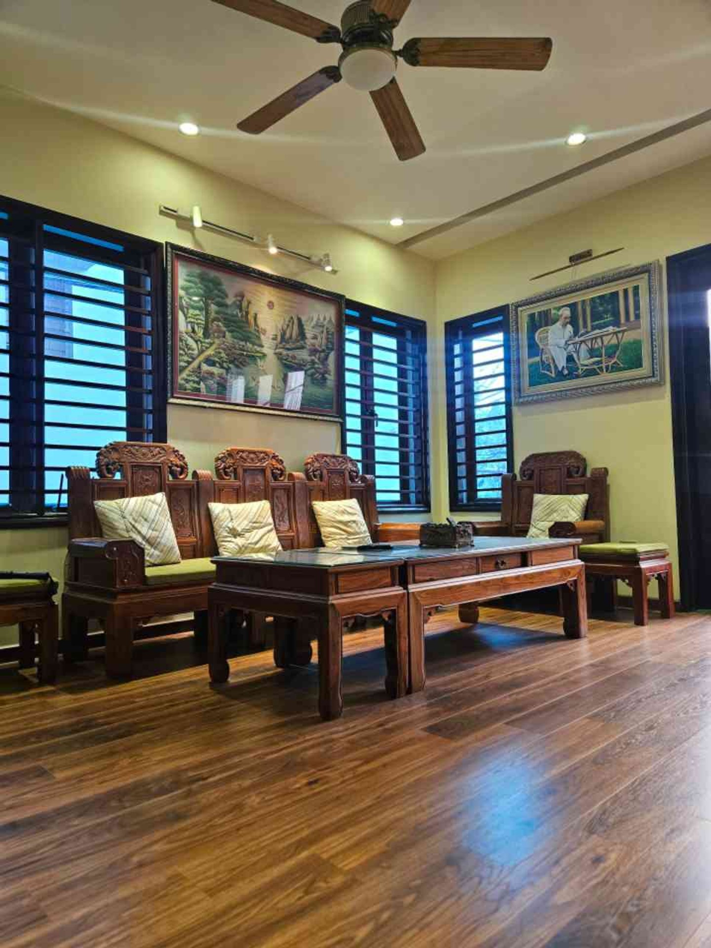 🎯🌏 28 TỶ – BÁN NHÀ NGÕ 8M KIM GIANG 81M² X 6 TẦNG THANG MÁY – LÔ GÓC 3 THOÁNG – MT 9.4M.SD 103M2.