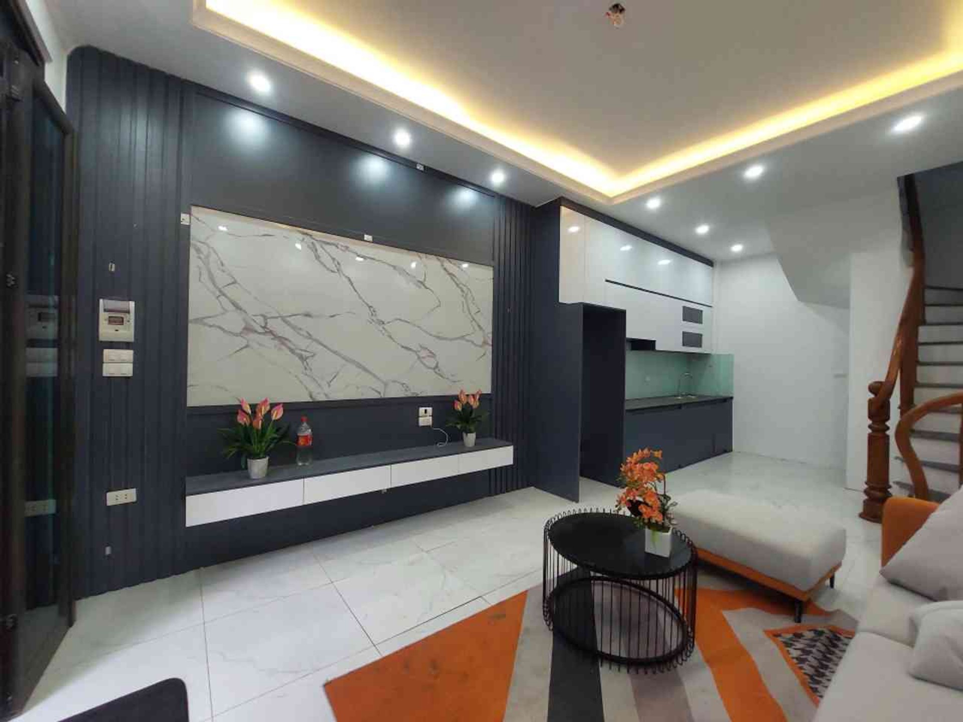 🏘️Bán nhà 5 tầng lô góc 2 thoáng Hữu Hoà, Đại Thanh-30.1M2-6.69 ty-gần bãi gửi xe, ô tô tránh