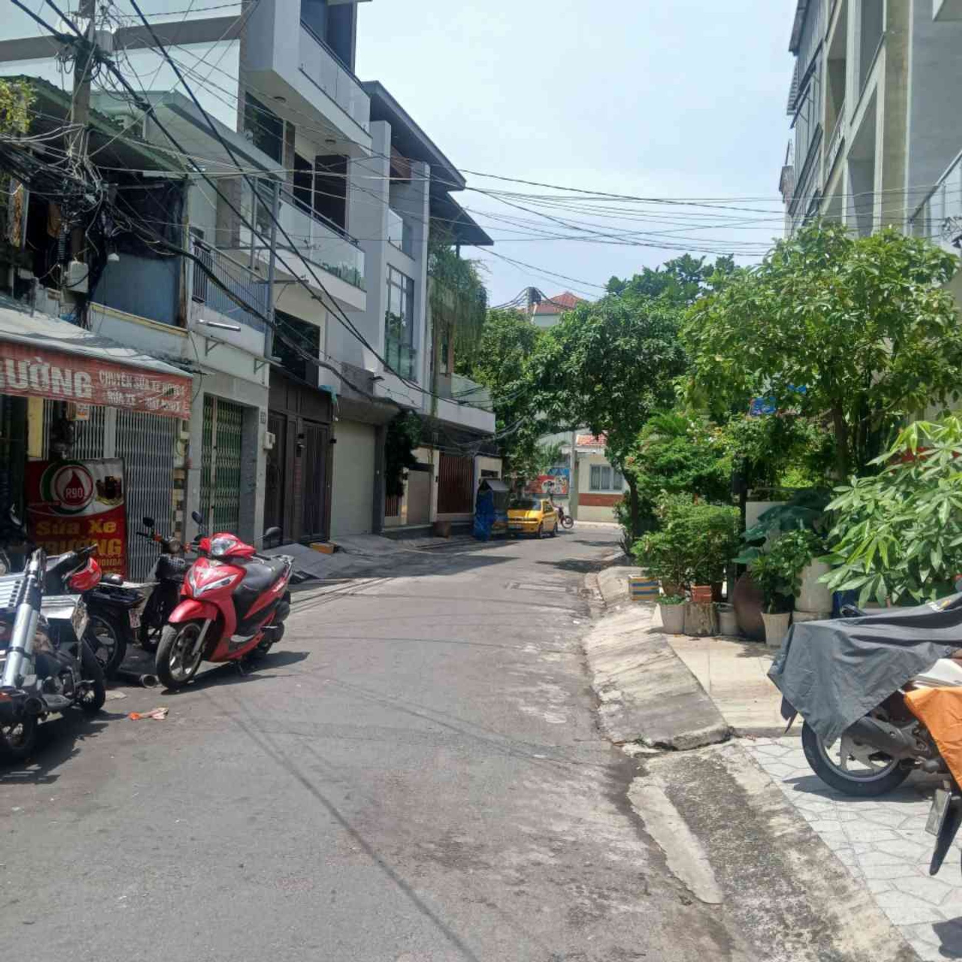 Bán nhà riêng 2 tầng 204m2 tại phường Phú Thạnh, quận Tân Phú, TP.HCM