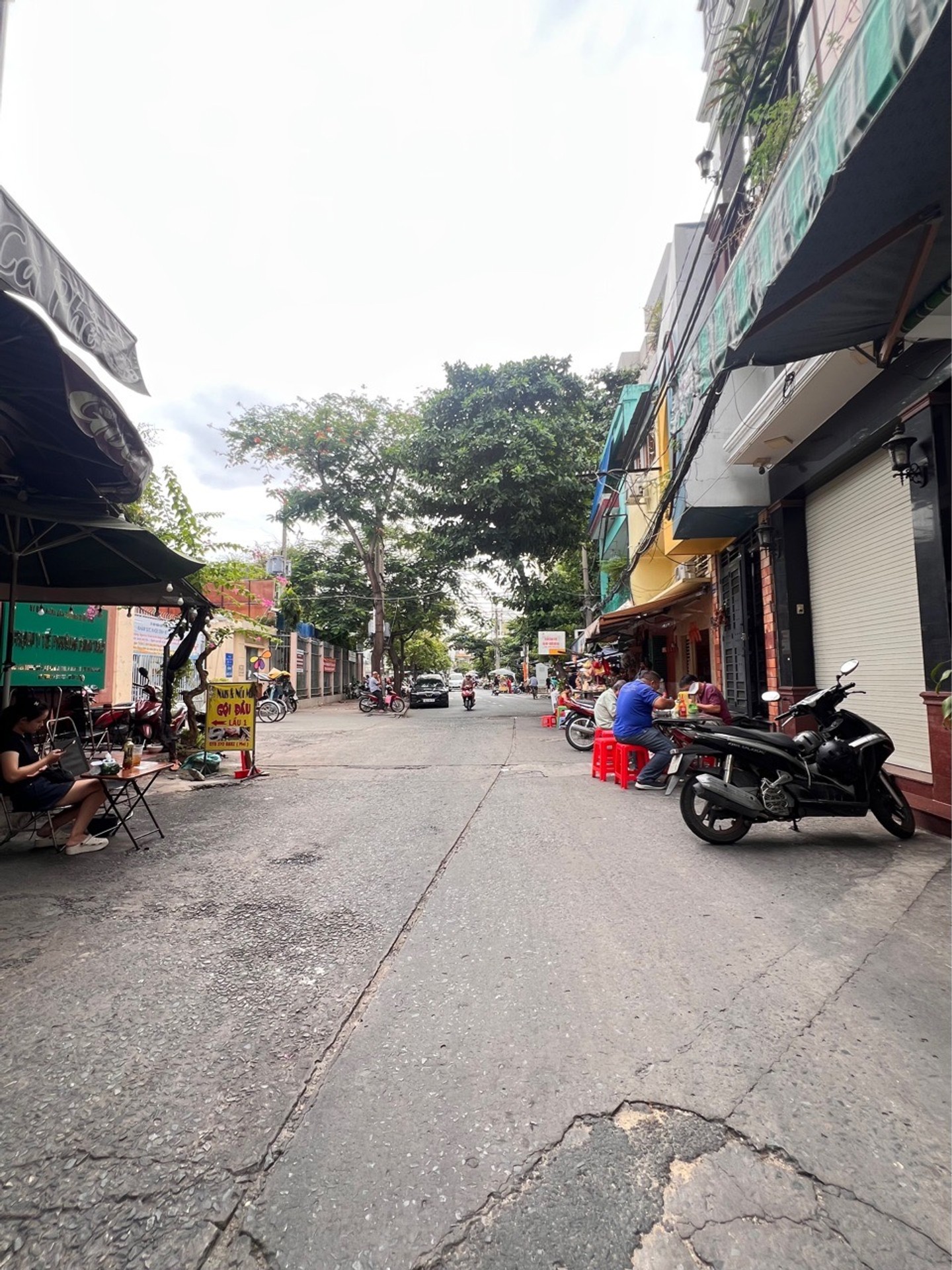 MẶT TIỀN BÀN CỜ - KINH DOANH SẦM UẤT - NGAY DƯƠNG ĐÌNH NGHỆ, THÁI PHIÊN - BỆNH VIỆN QUẬN 11